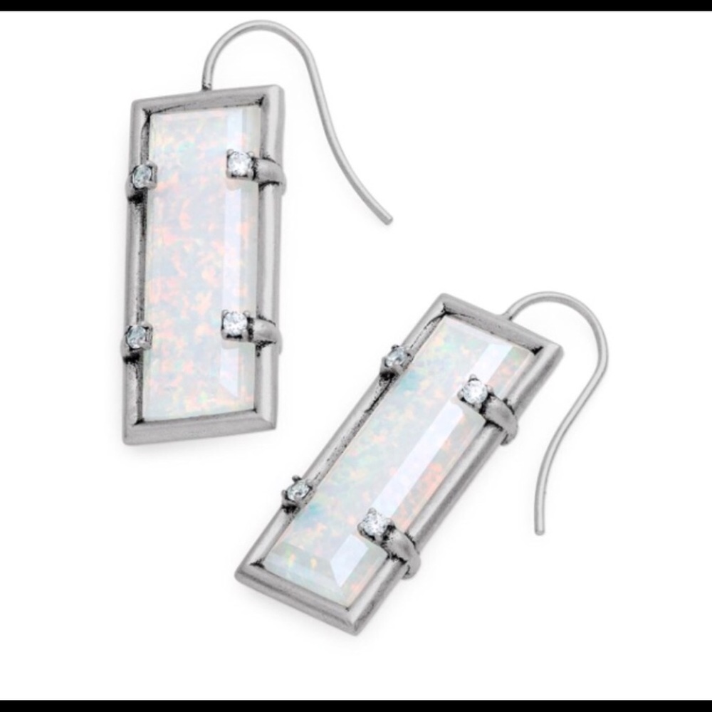 HTF Kendra Scott Knox earrings